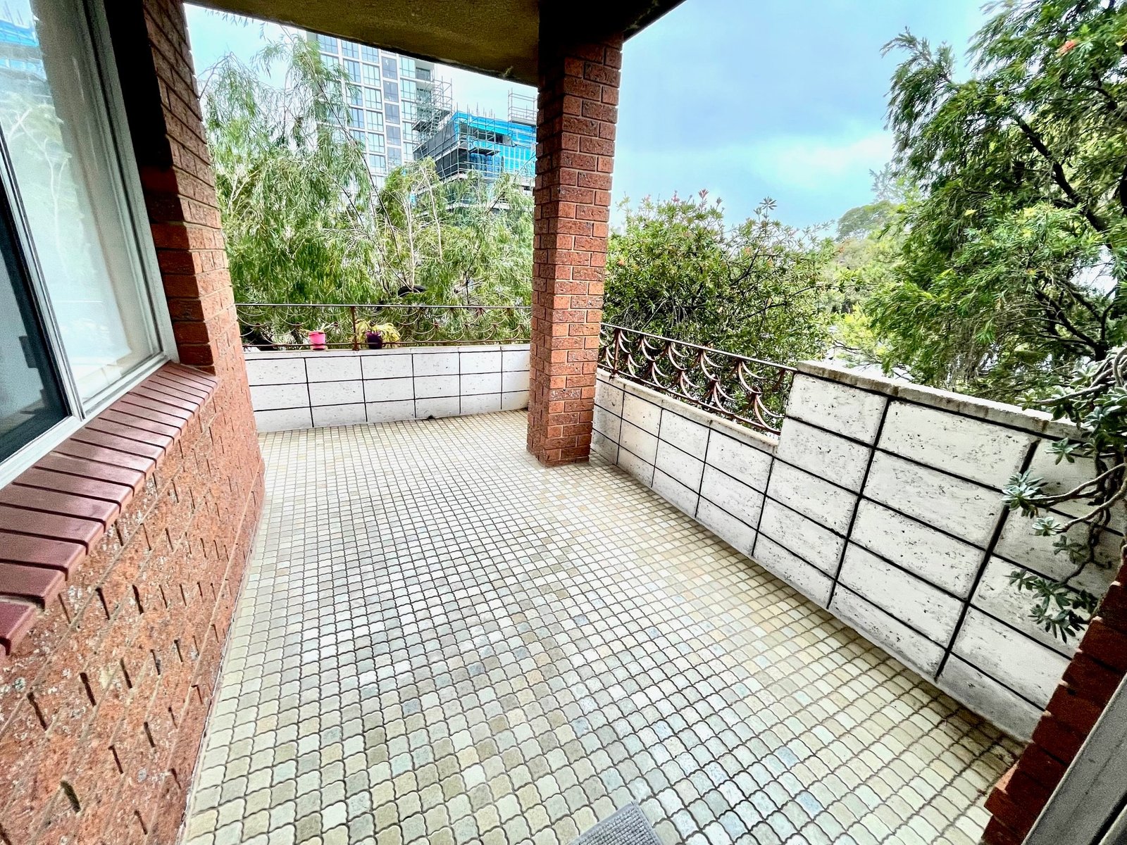 2/9-11 English Street KOGARAH 8