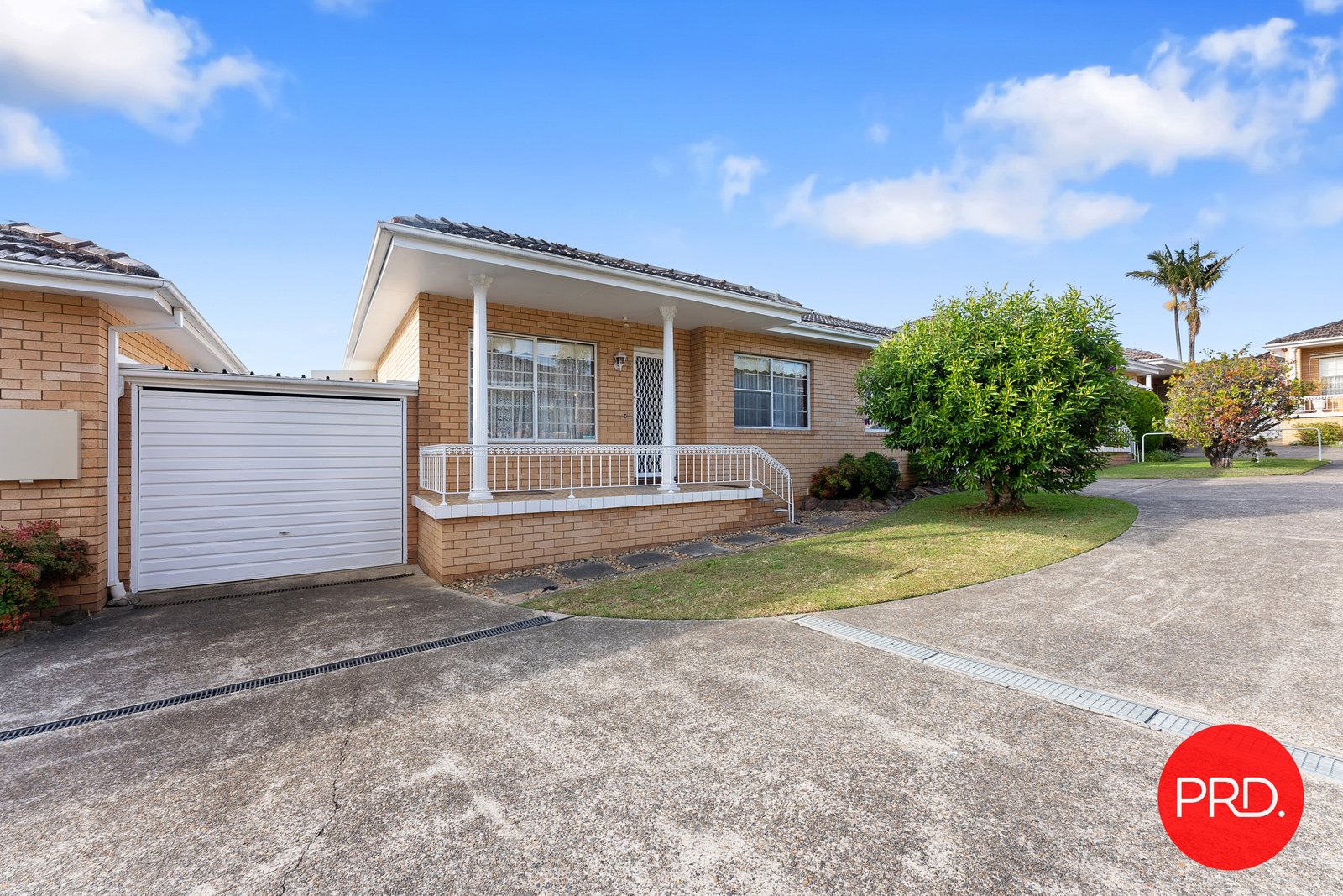 2/9-15 Austral Street KOGARAH 1