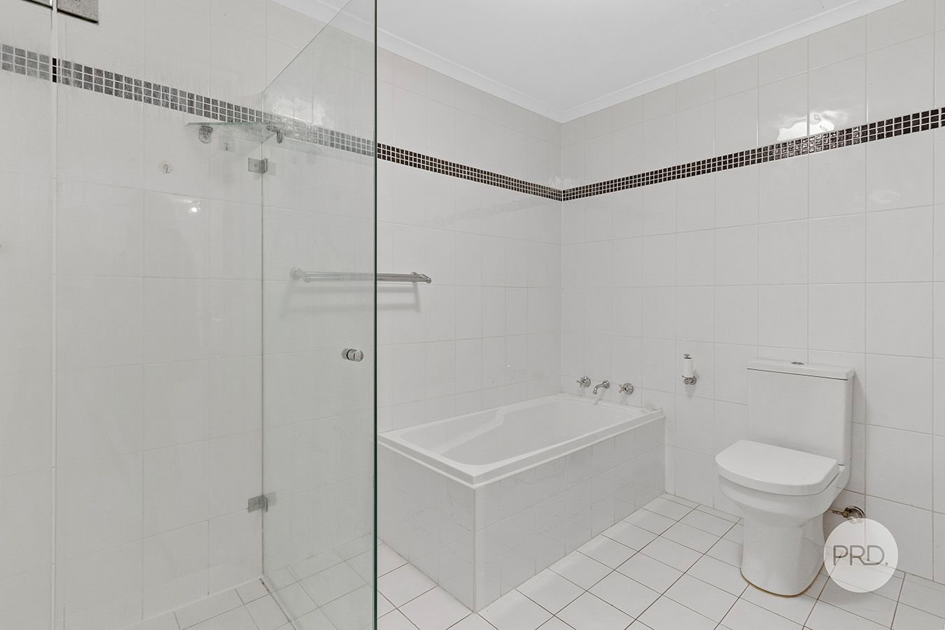 2/9-15 East Parade SUTHERLAND 12