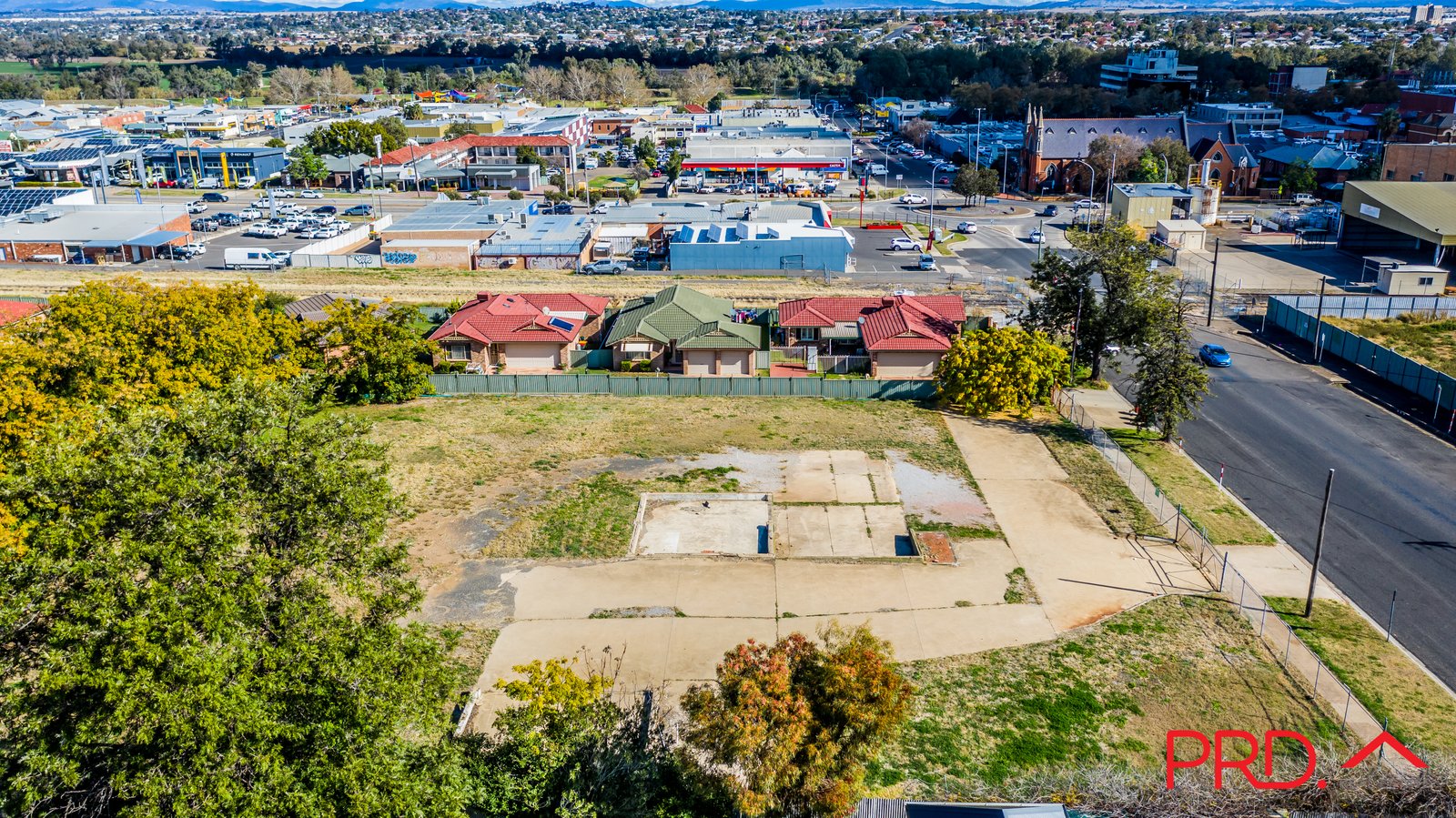 29-31 White Street TAMWORTH 4
