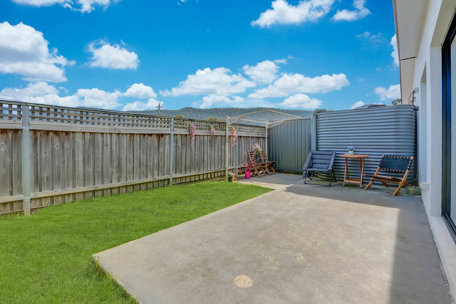 29 Acland Drive HORSLEY 9