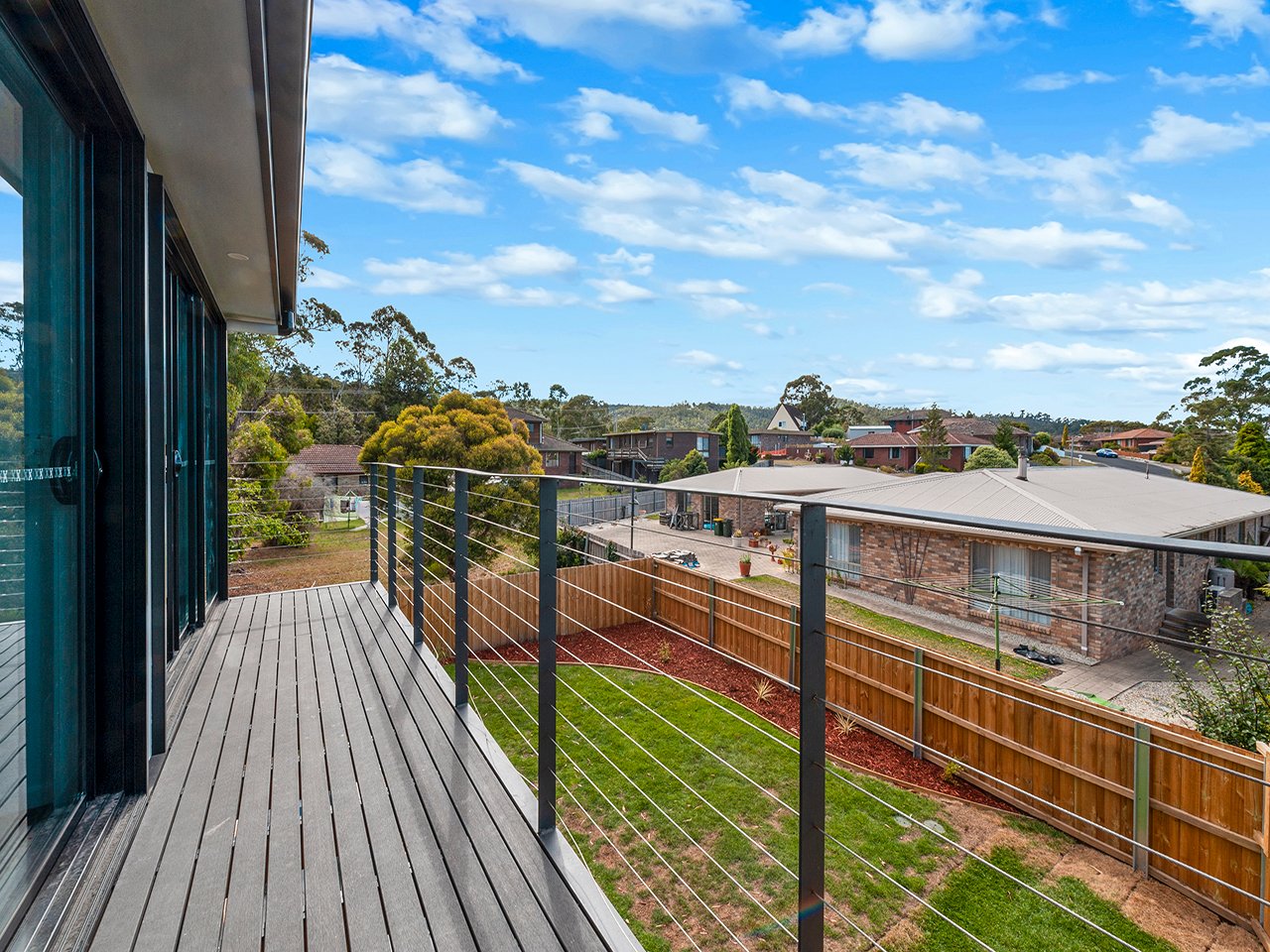 2/9 Advocate Drive KINGSTON 19