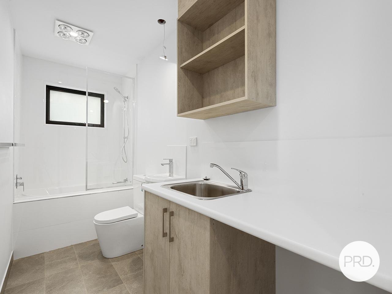 2/9 Advocate Drive KINGSTON 4