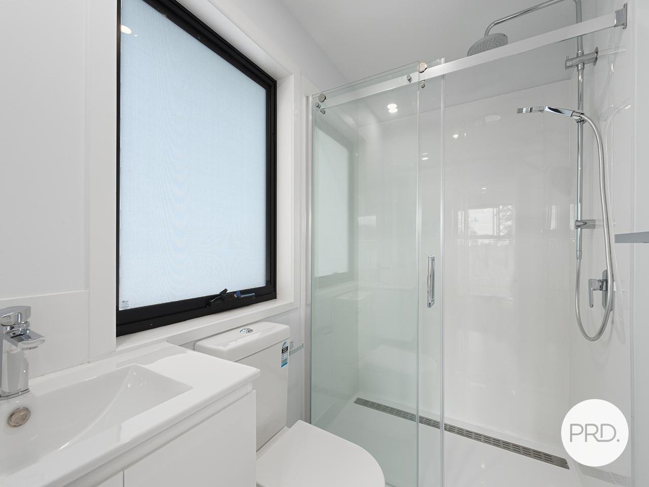 2/9 Advocate Drive KINGSTON 10