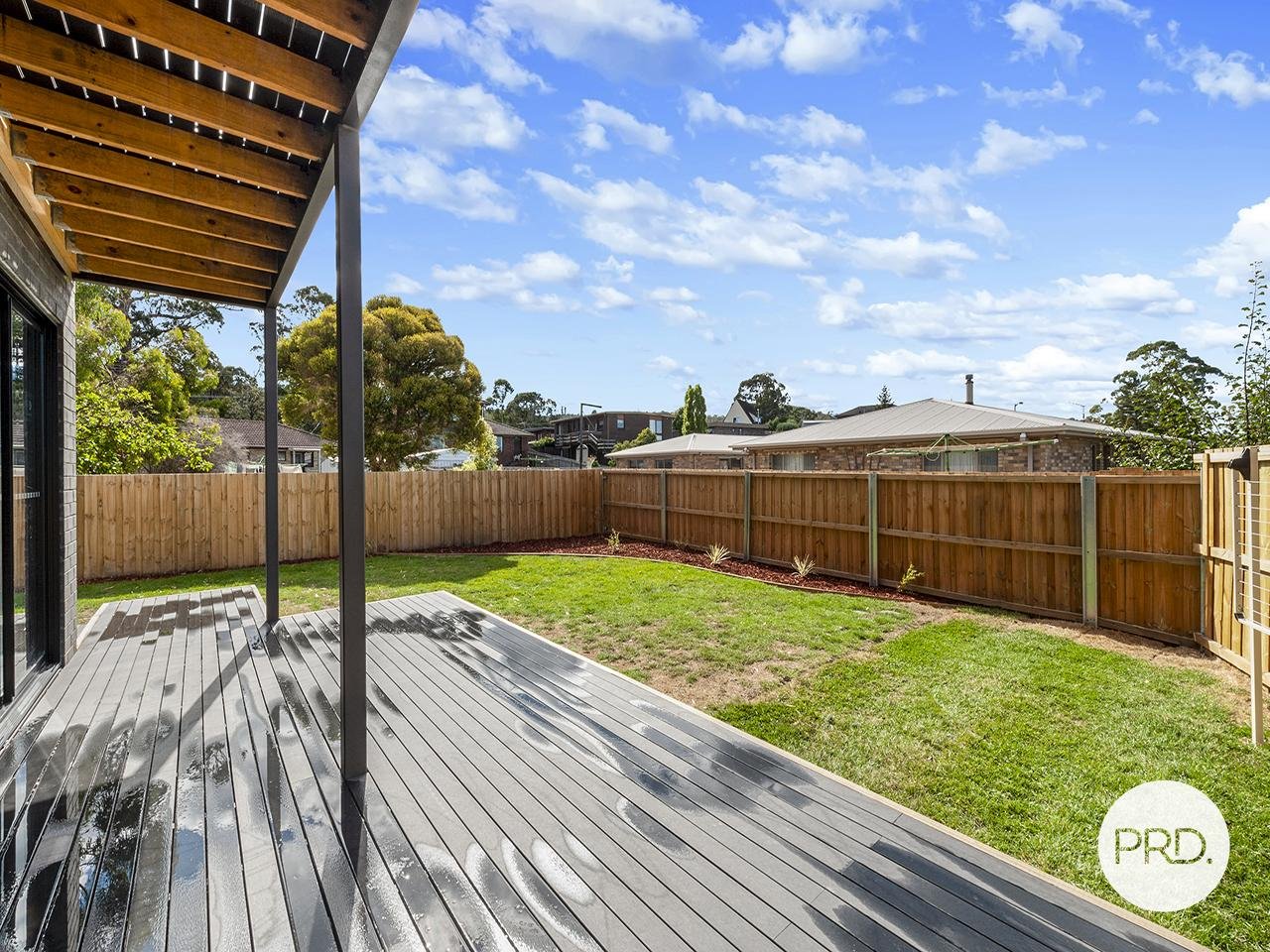 2/9 Advocate Drive KINGSTON 12