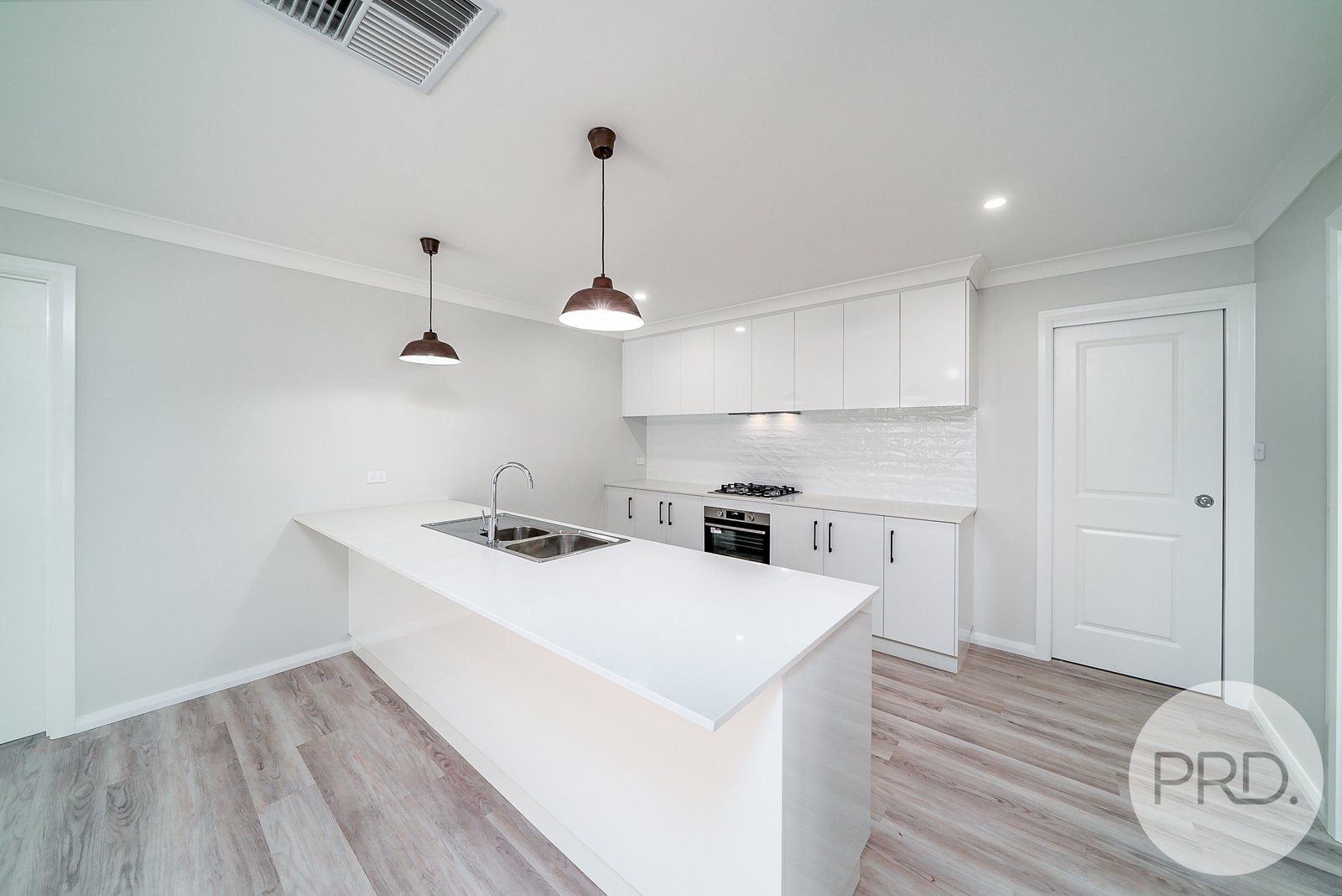 29 Ah Ket Avenue LLOYD 2