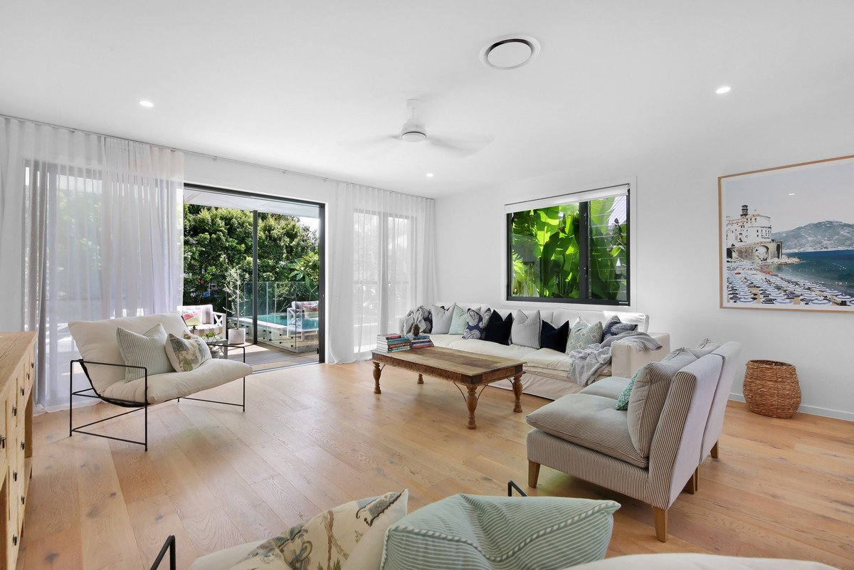 2/9 Albion Avenue Miami 10