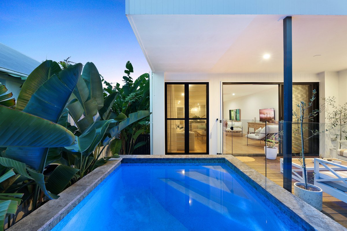 2/9 Albion Avenue Miami 12