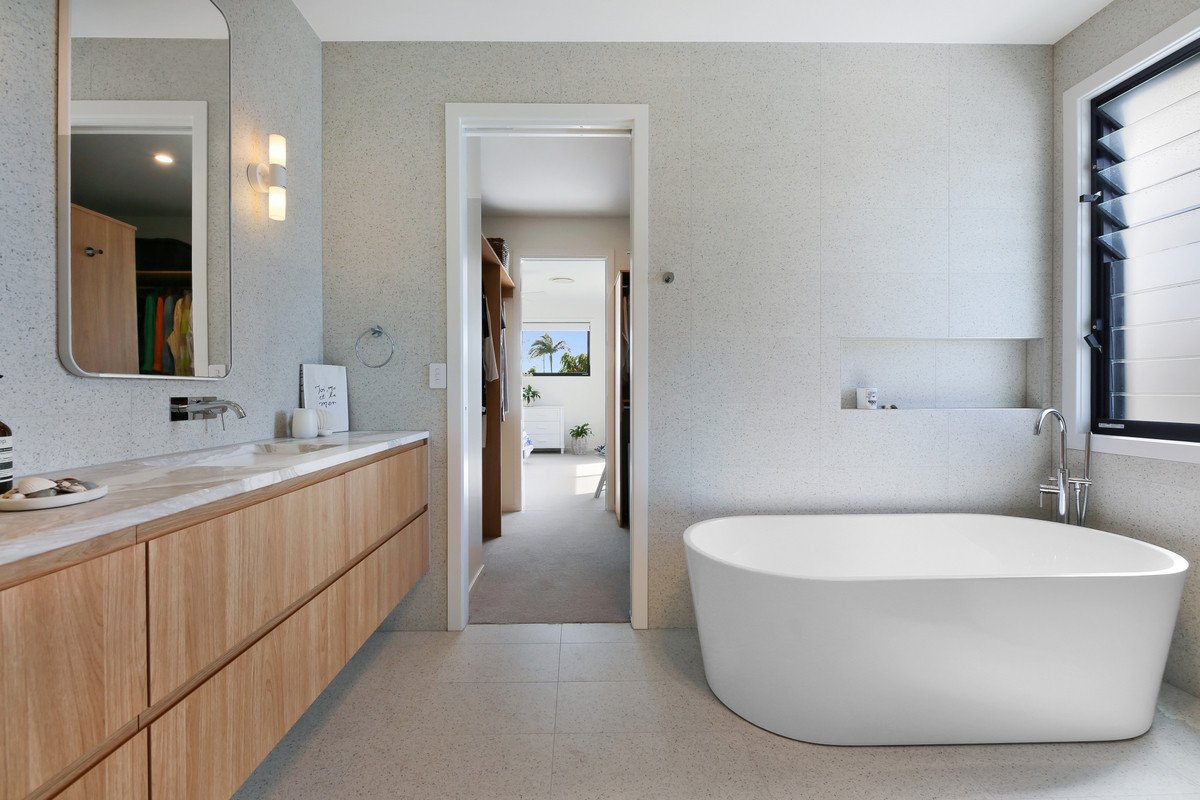 2/9 Albion Avenue Miami 20