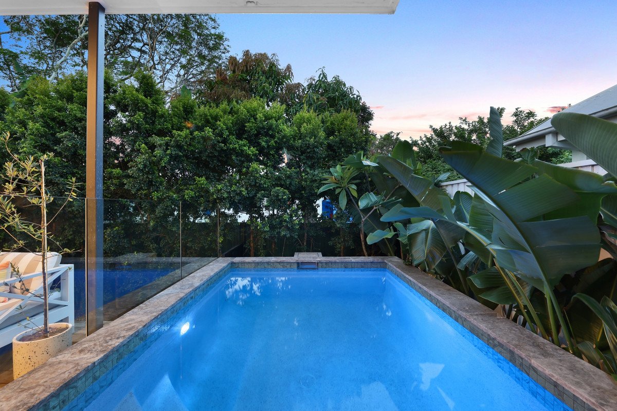 2/9 Albion Avenue Miami 28