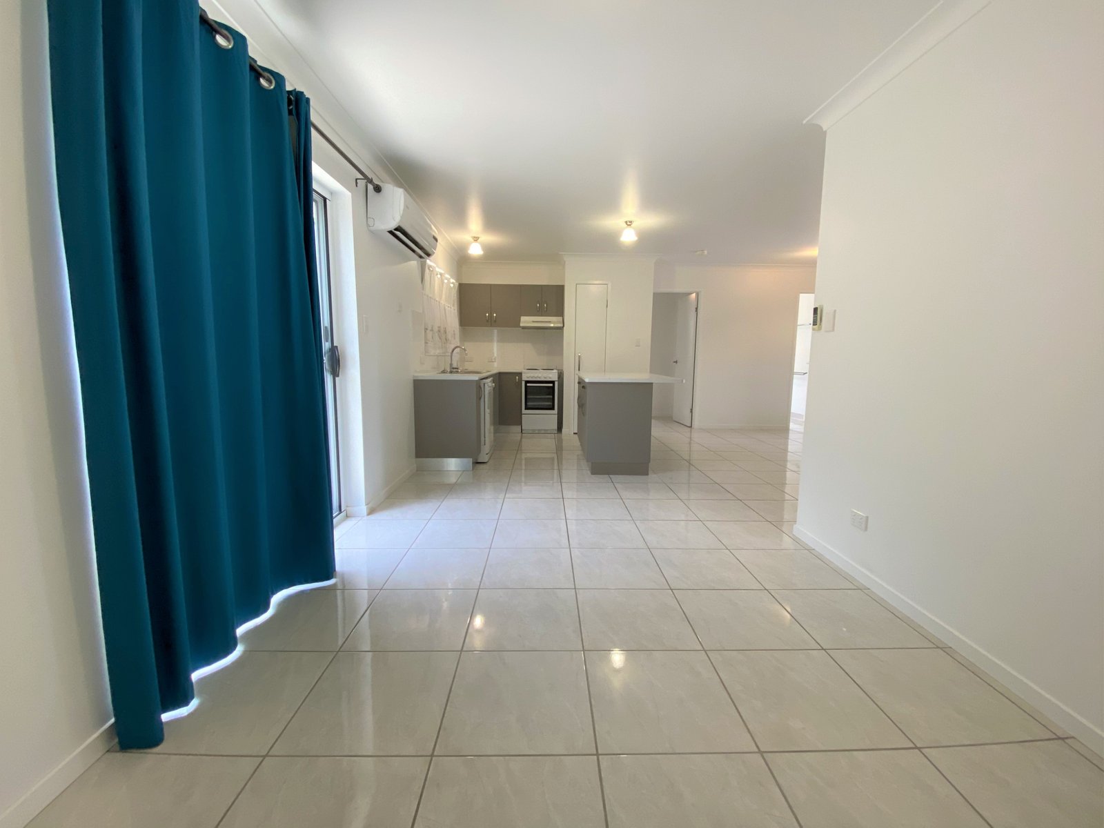 2/9 Amarula Drive CANNONVALE 6