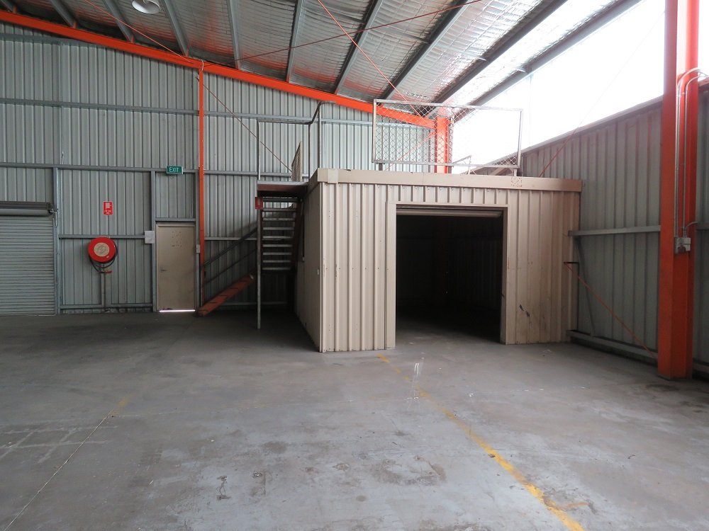 29 Annette Crescent LAVINGTON 9