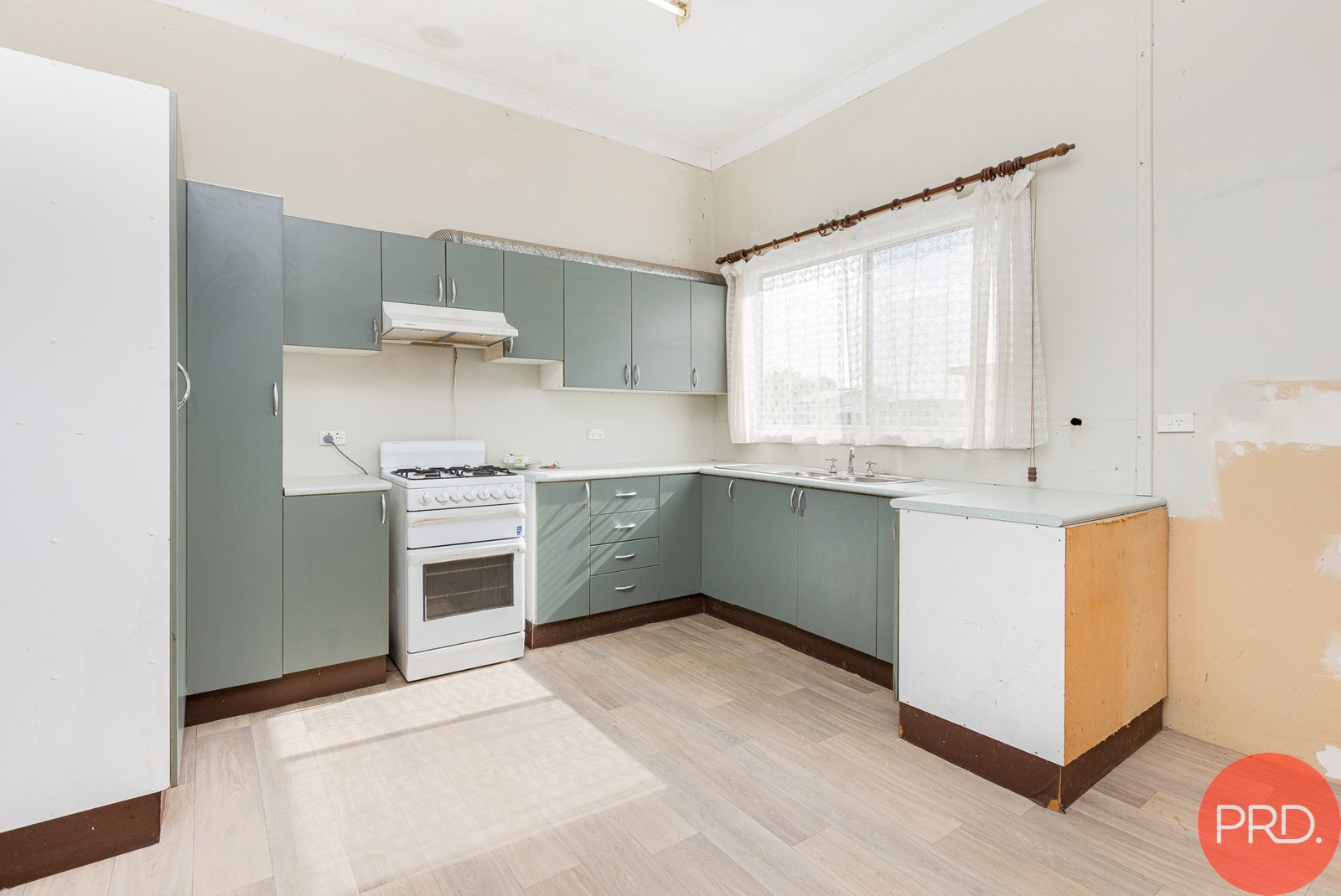 29 Appleton Avenue WESTON 18