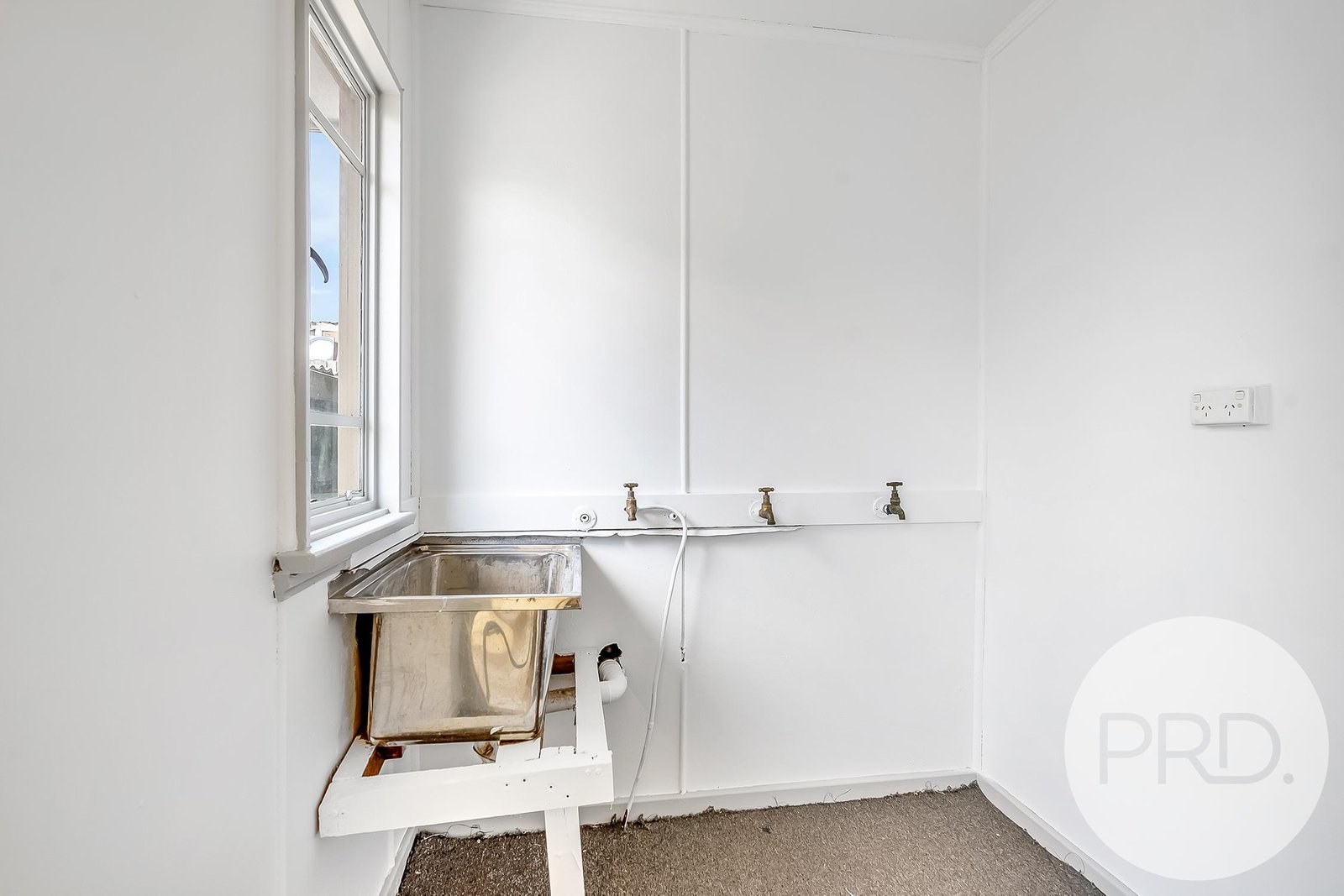 29 Arunta Crescent CHIGWELL 9