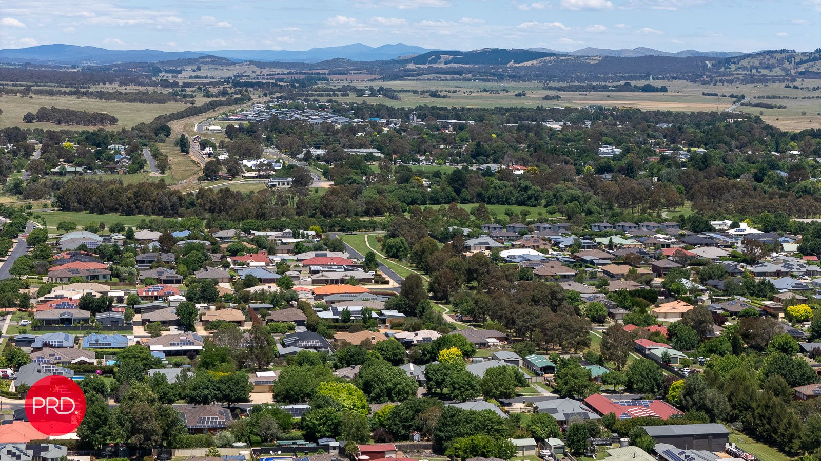 29 Ashby Drive BUNGENDORE 33