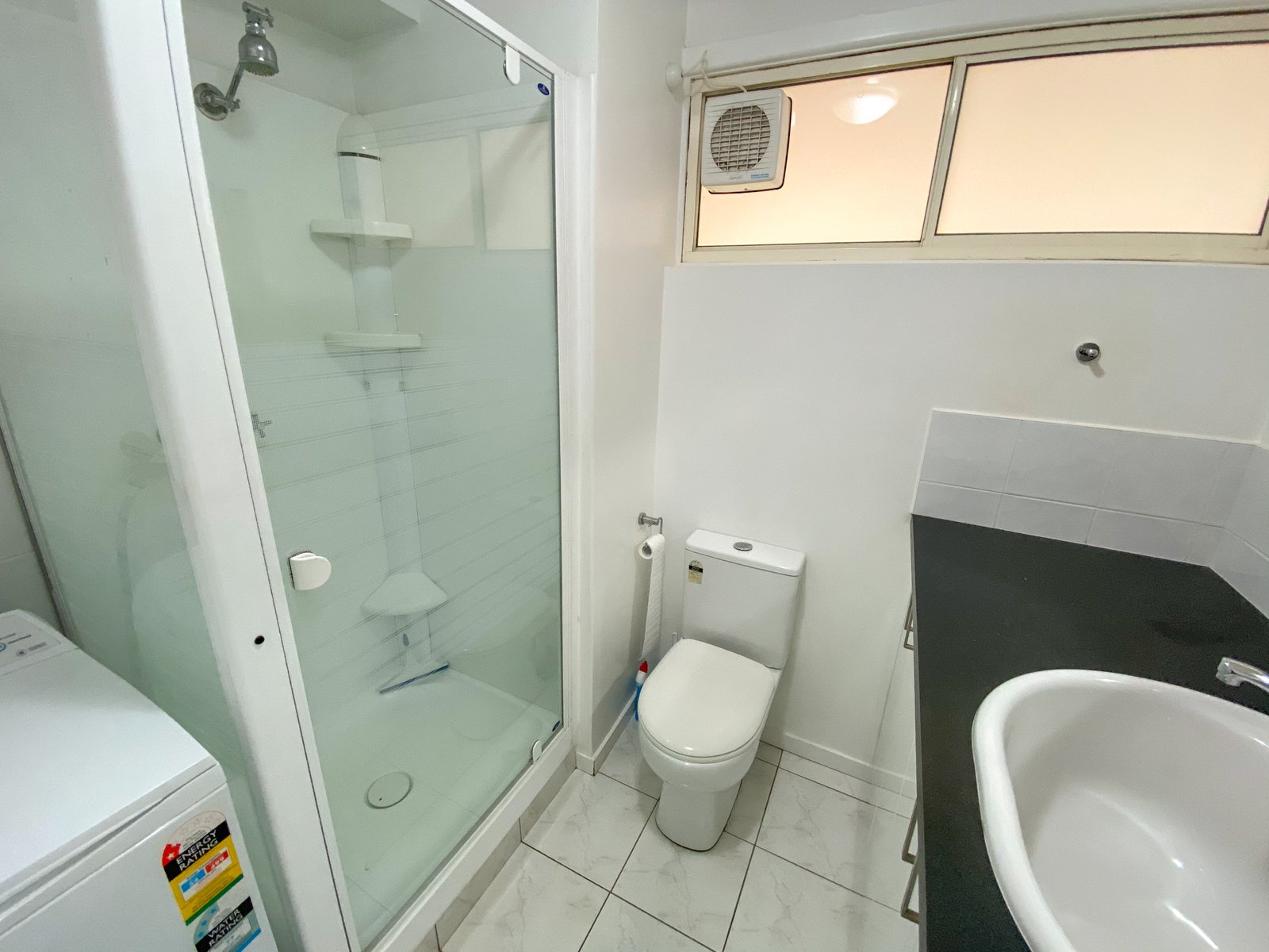 2/9 Augusta Road NEW TOWN 7