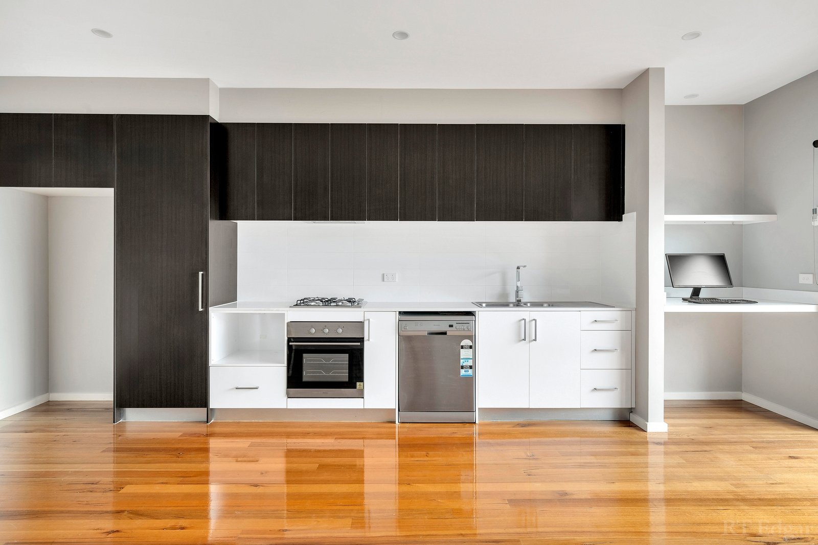 Real Estate and Property in 2/9 Autumn Street, Coburg, VIC