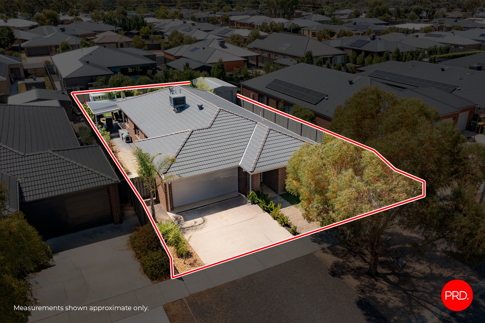 29 Bakers Lane STRATHFIELDSAYE 23
