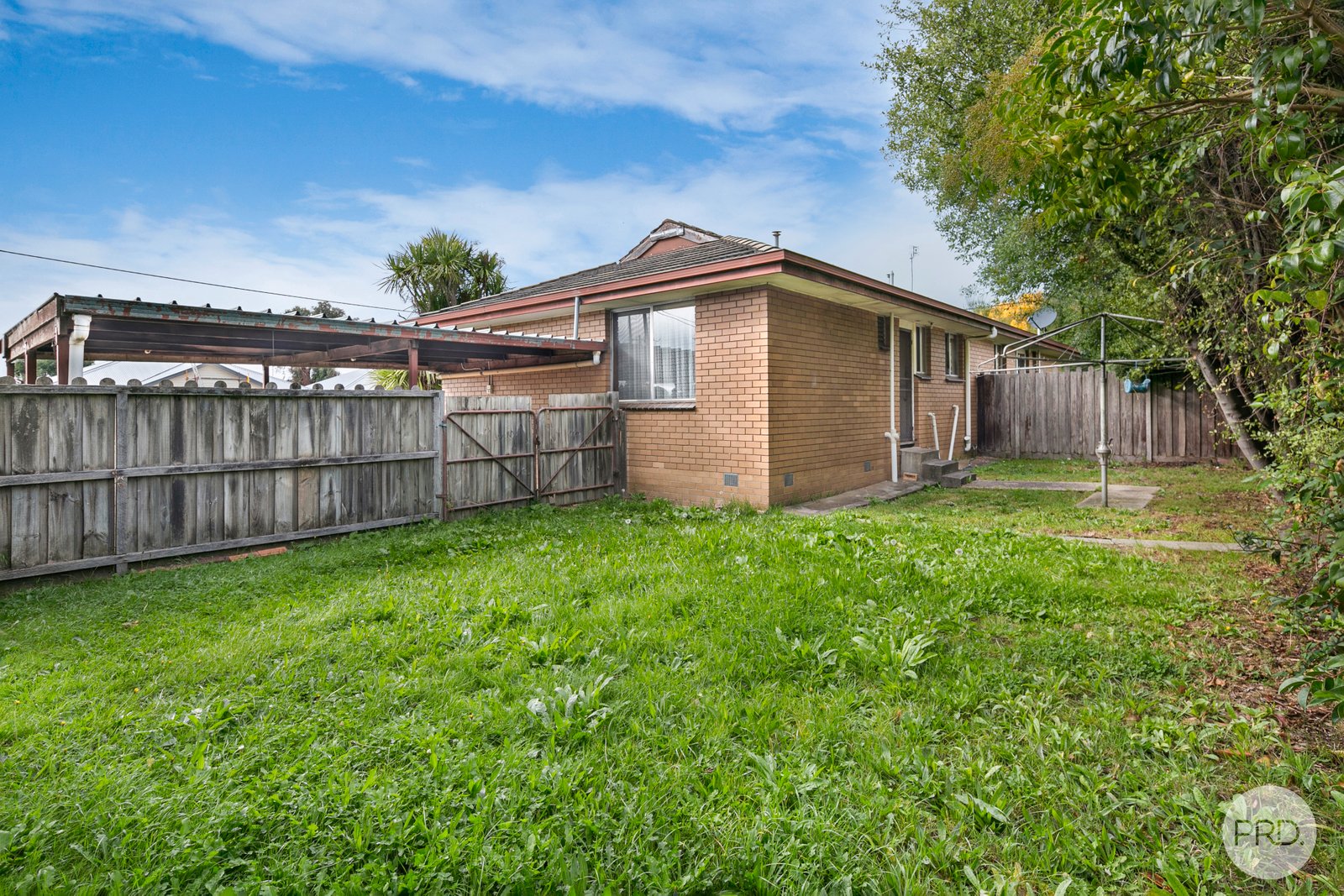 2/9 Bala Street SEBASTOPOL 9