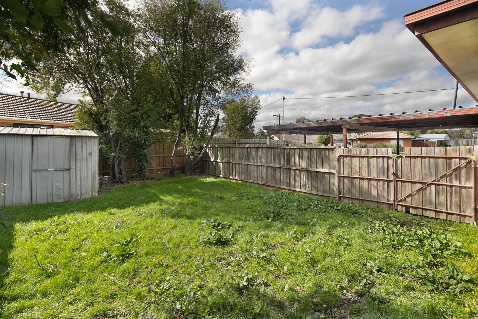 2/9 Bala Street SEBASTOPOL 9