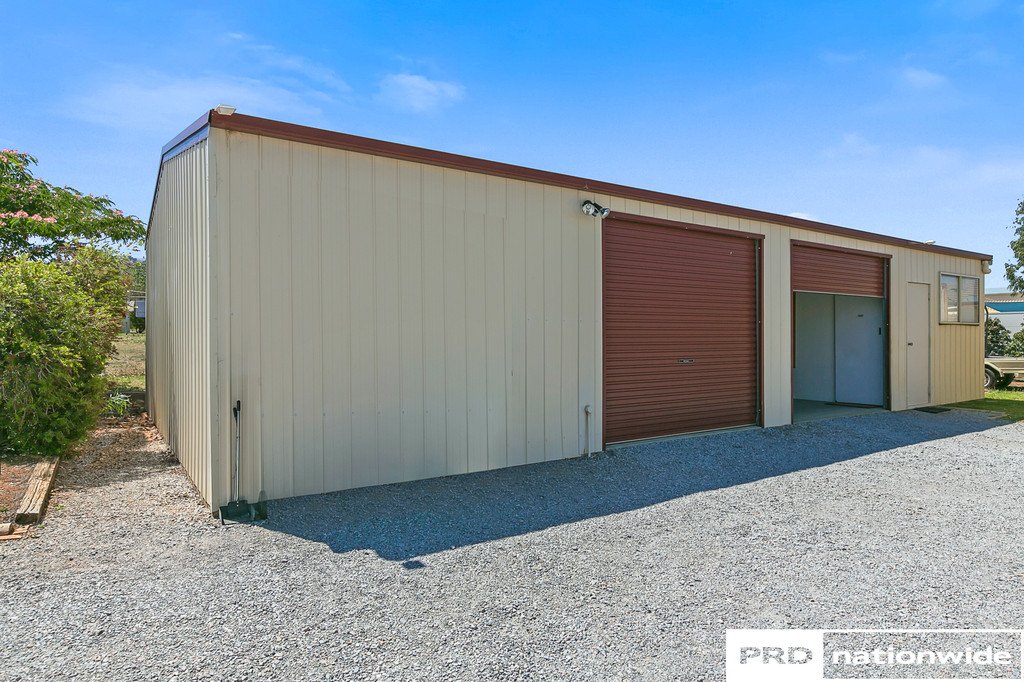 29 Barrington Drive TAMWORTH 5