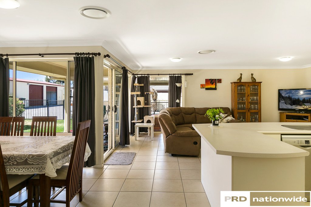 29 Barrington Drive TAMWORTH 19