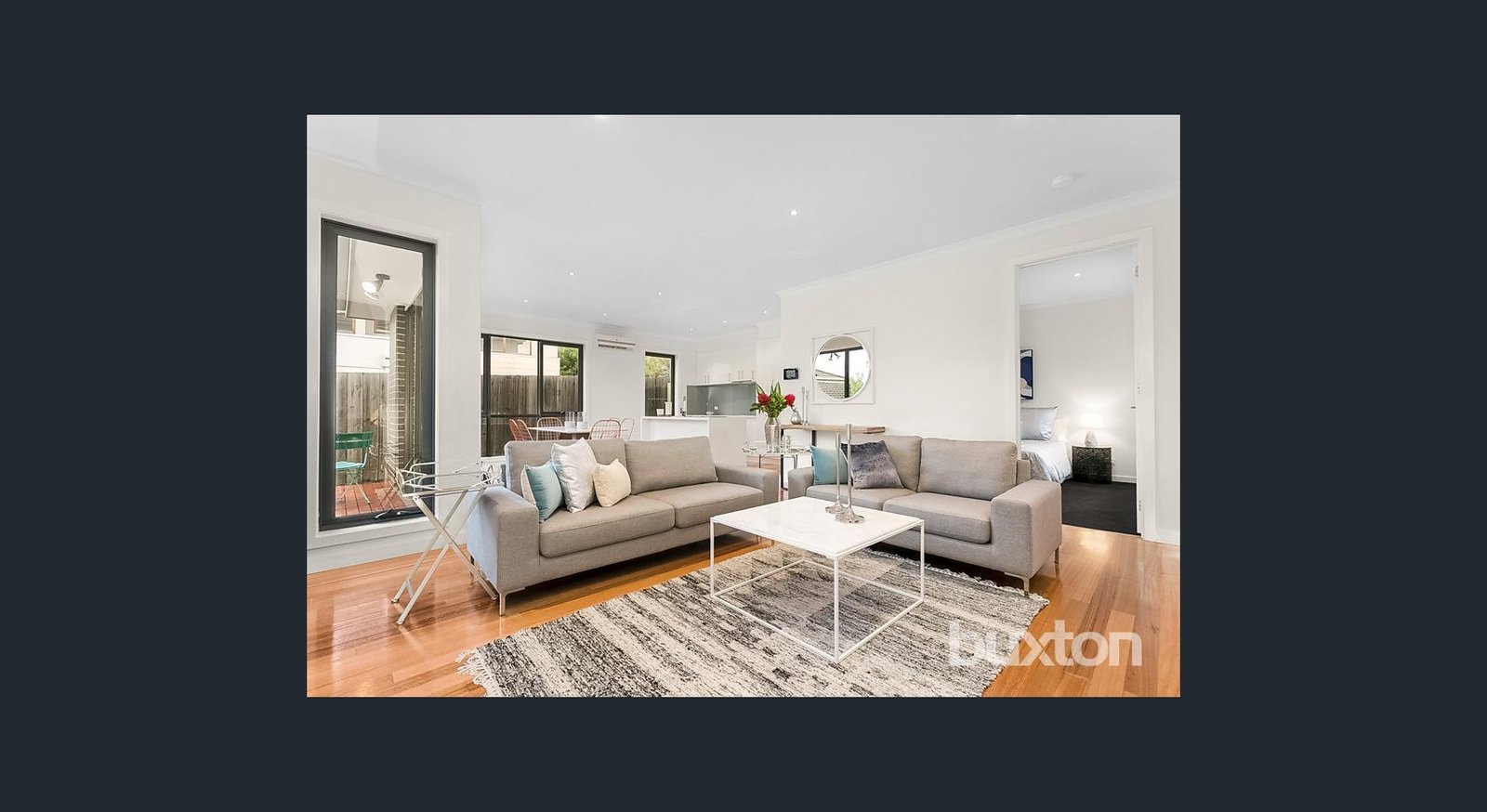 Gallery: 2/9 Batesford Road