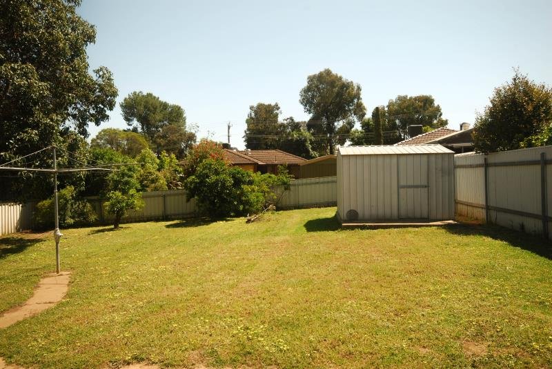 29 Bavaria Street TOLLAND 8