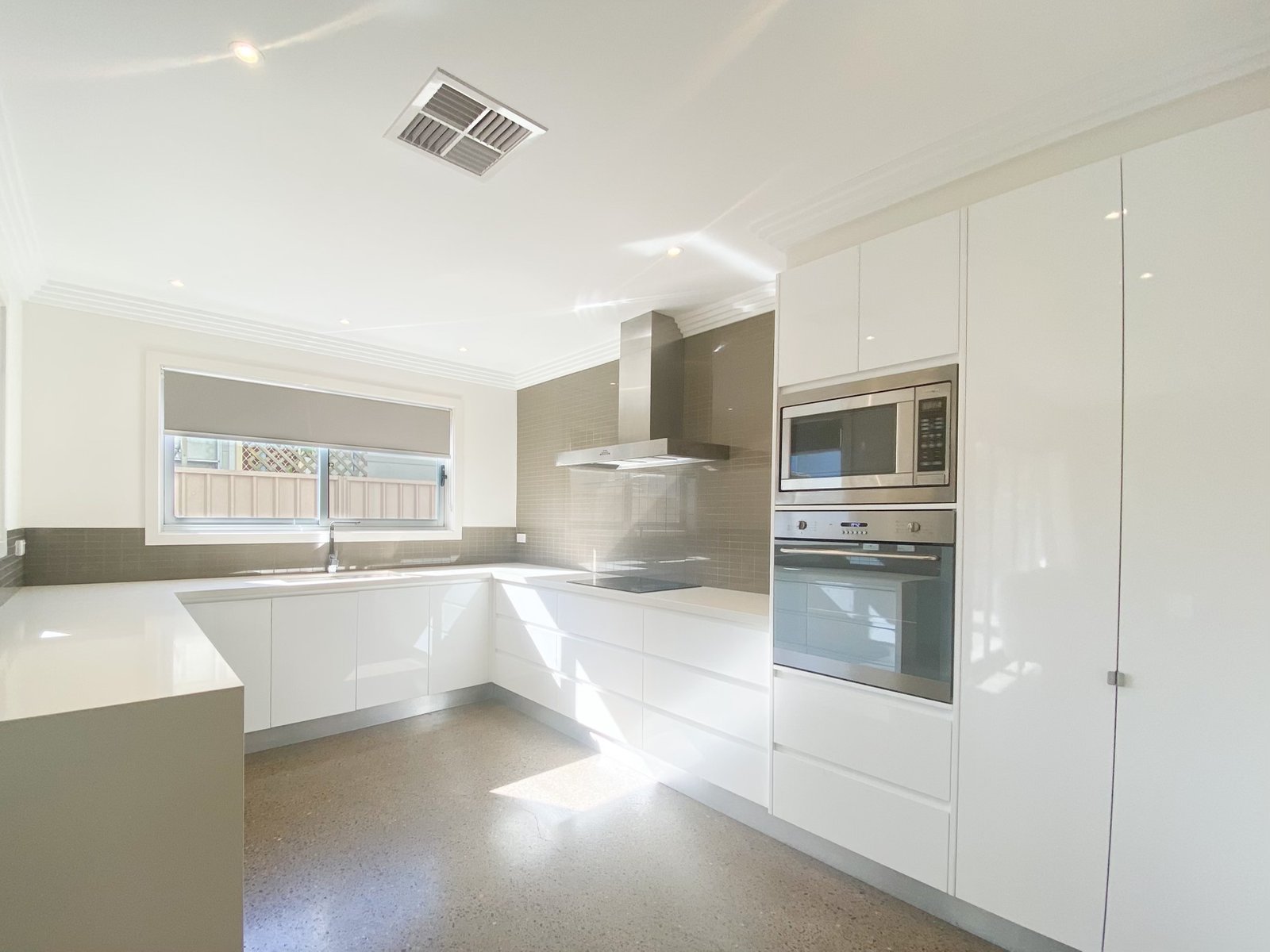 2/9 Bent Street FINGAL BAY 2