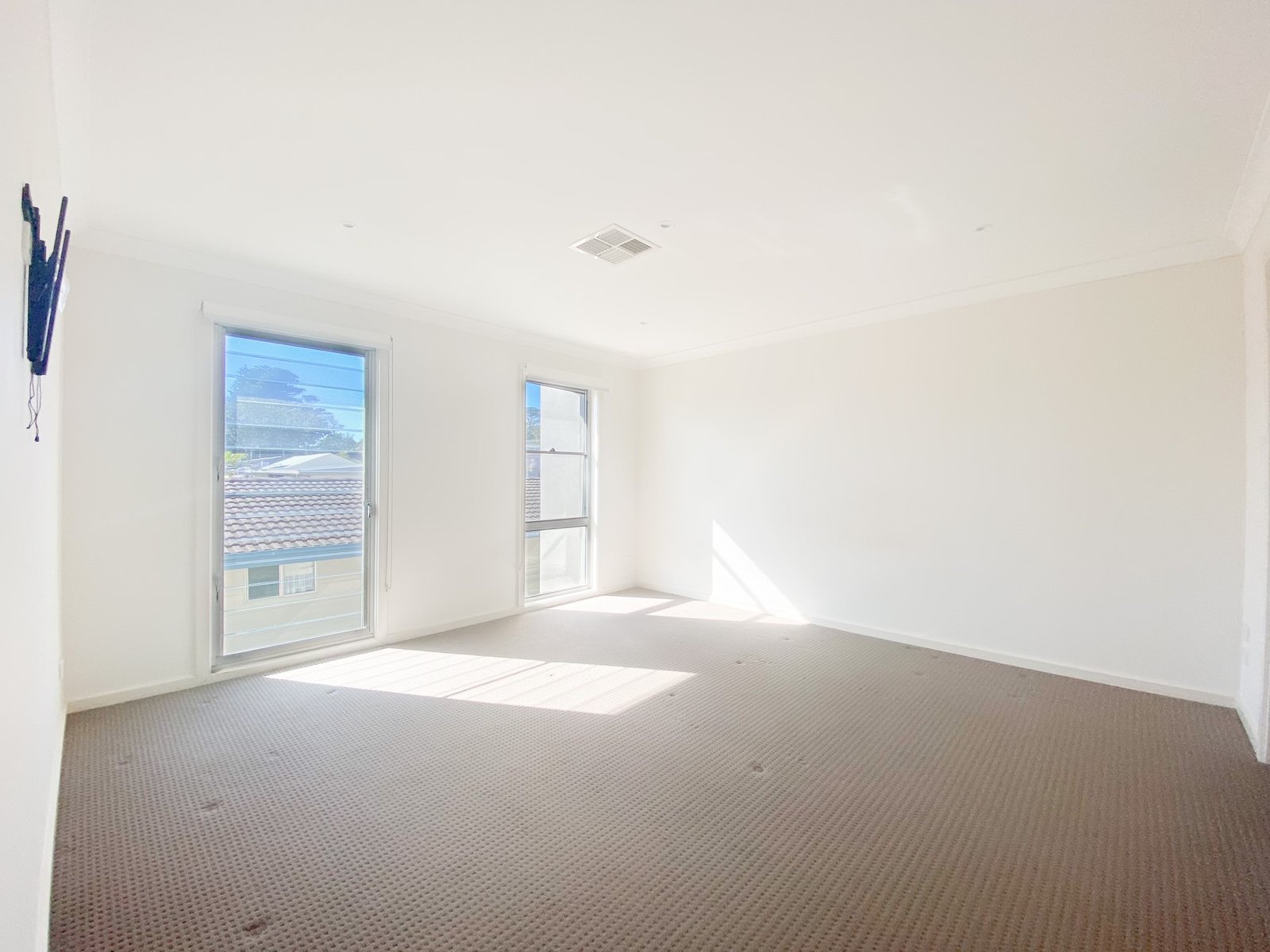 2/9 Bent Street FINGAL BAY 6