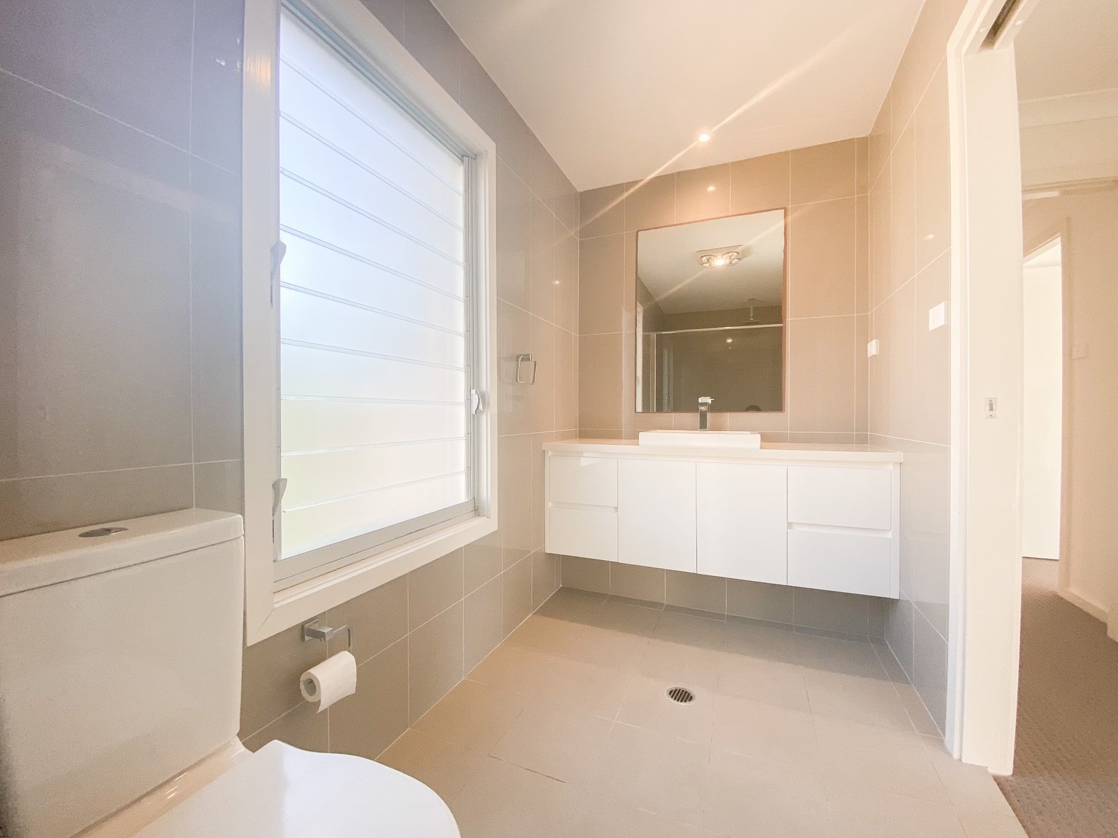 2/9 Bent Street FINGAL BAY 8