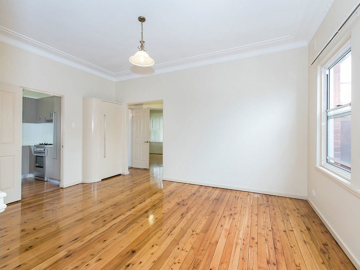29 Bimbadeen Avenue MIRANDA 2