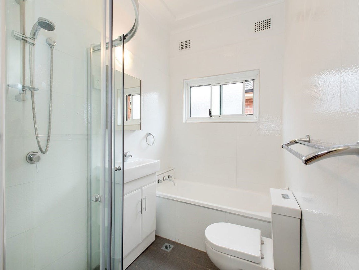 29 Bimbadeen Avenue MIRANDA 7