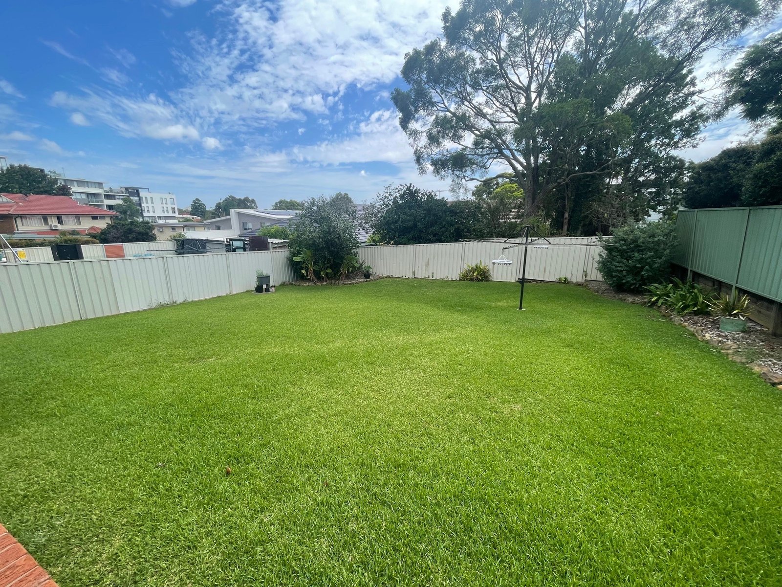 29 Bimbadeen Avenue MIRANDA 10