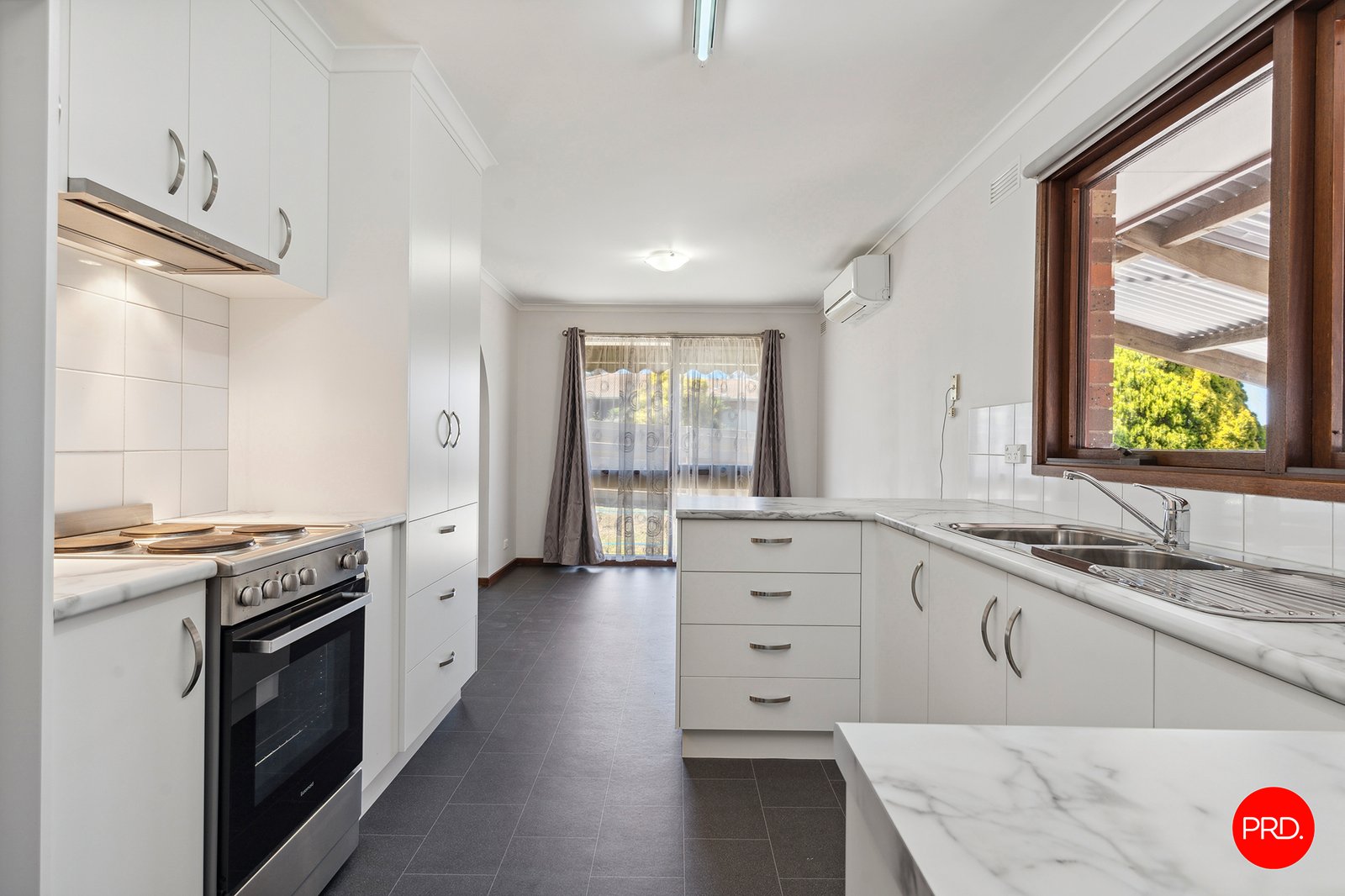 29 Browning Street KANGAROO FLAT 2