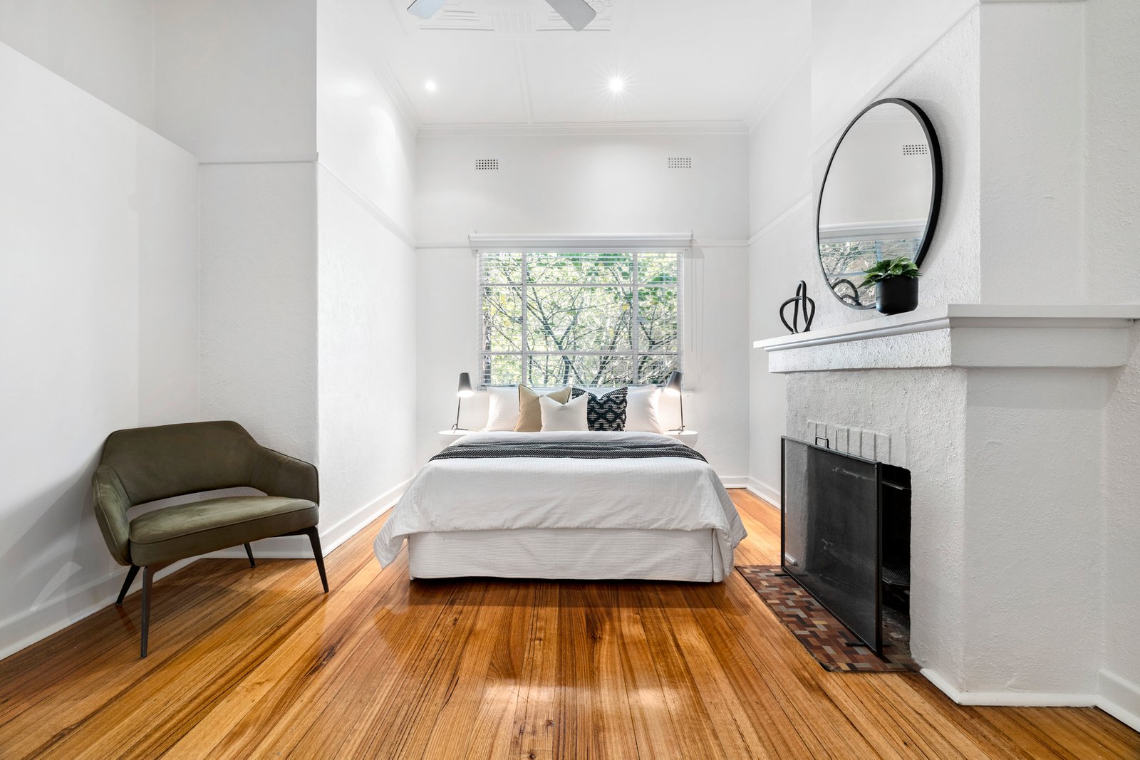 Real Estate and Property in 29 Bundeera Road, Caulfield South, VIC