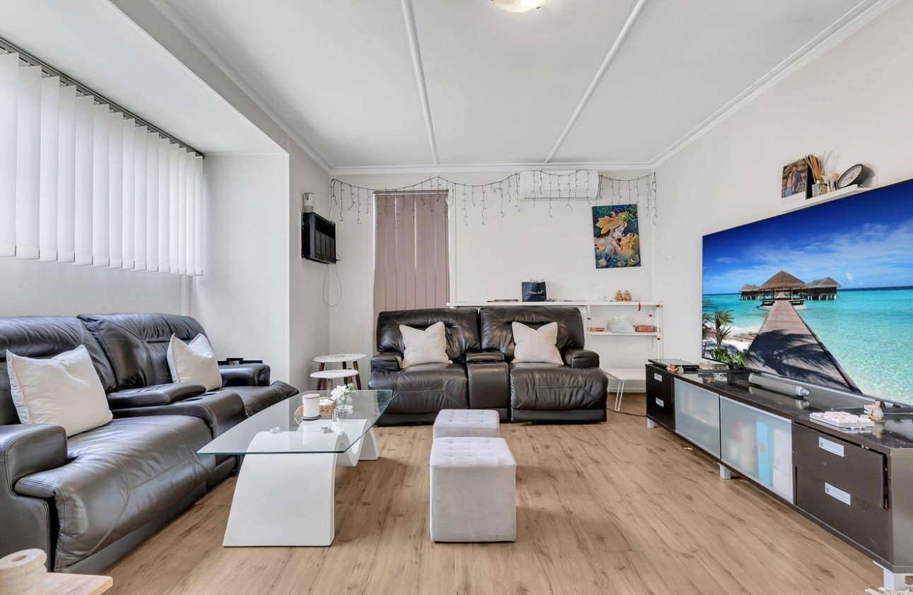 Gallery: 29 Camellia Crescent