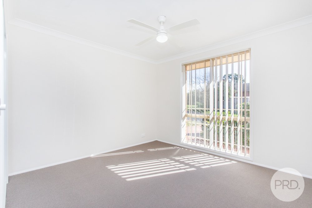 29 Candlebark Circuit GLENMORE PARK 7