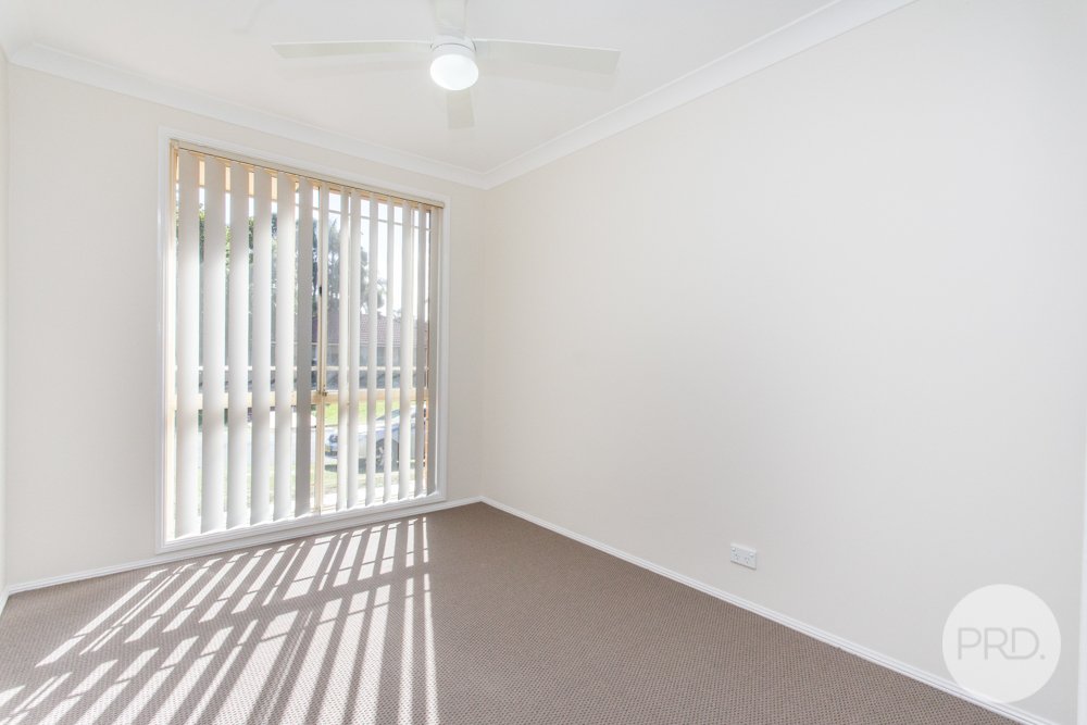 29 Candlebark Circuit GLENMORE PARK 9