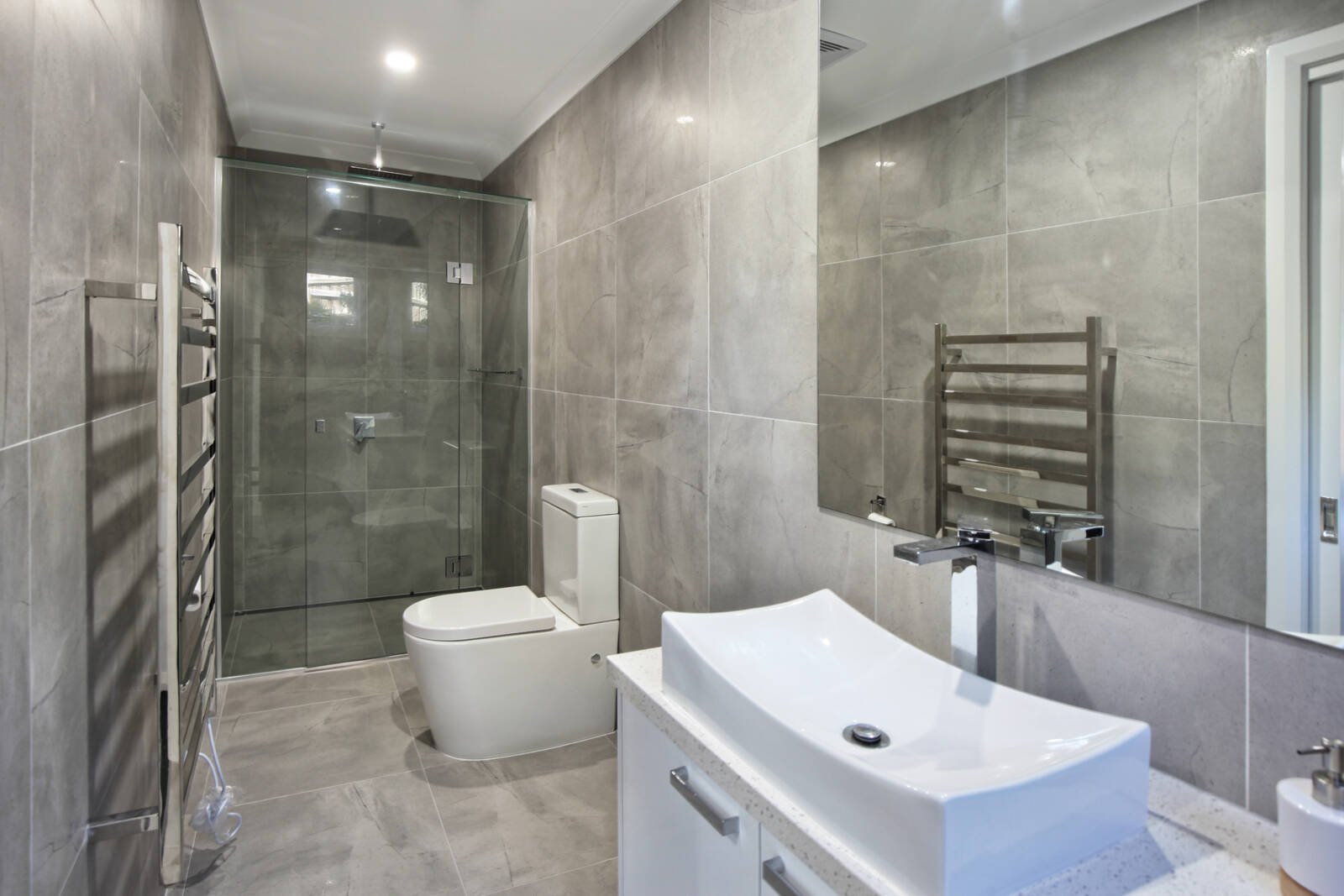 Real Estate and Property in 29 Castles Crescent, Kyneton, VIC