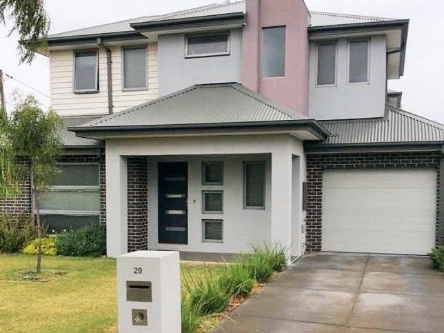 Photos: 29 Castley Street