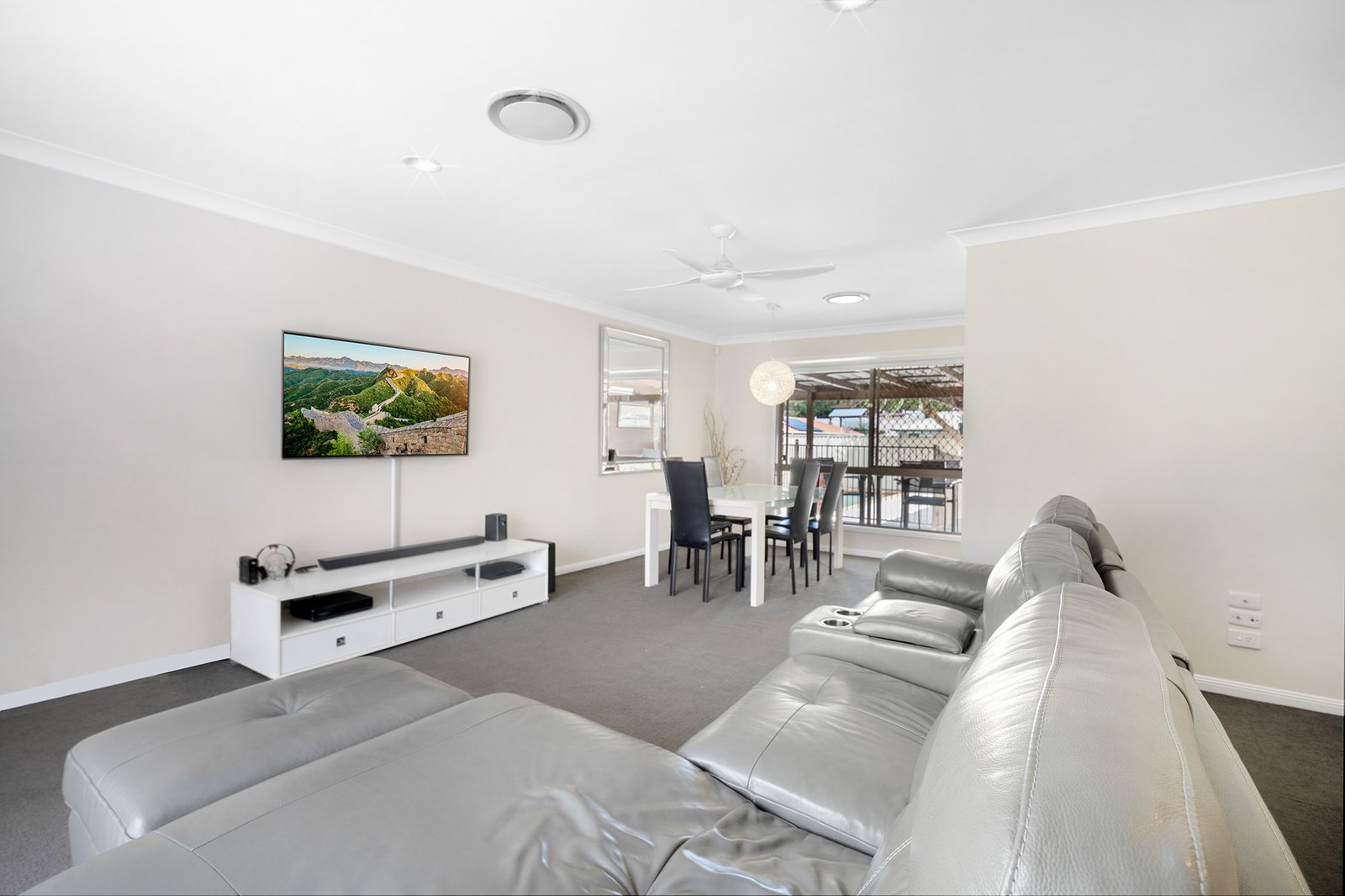 29 Cathedral Avenue MOLENDINAR 12
