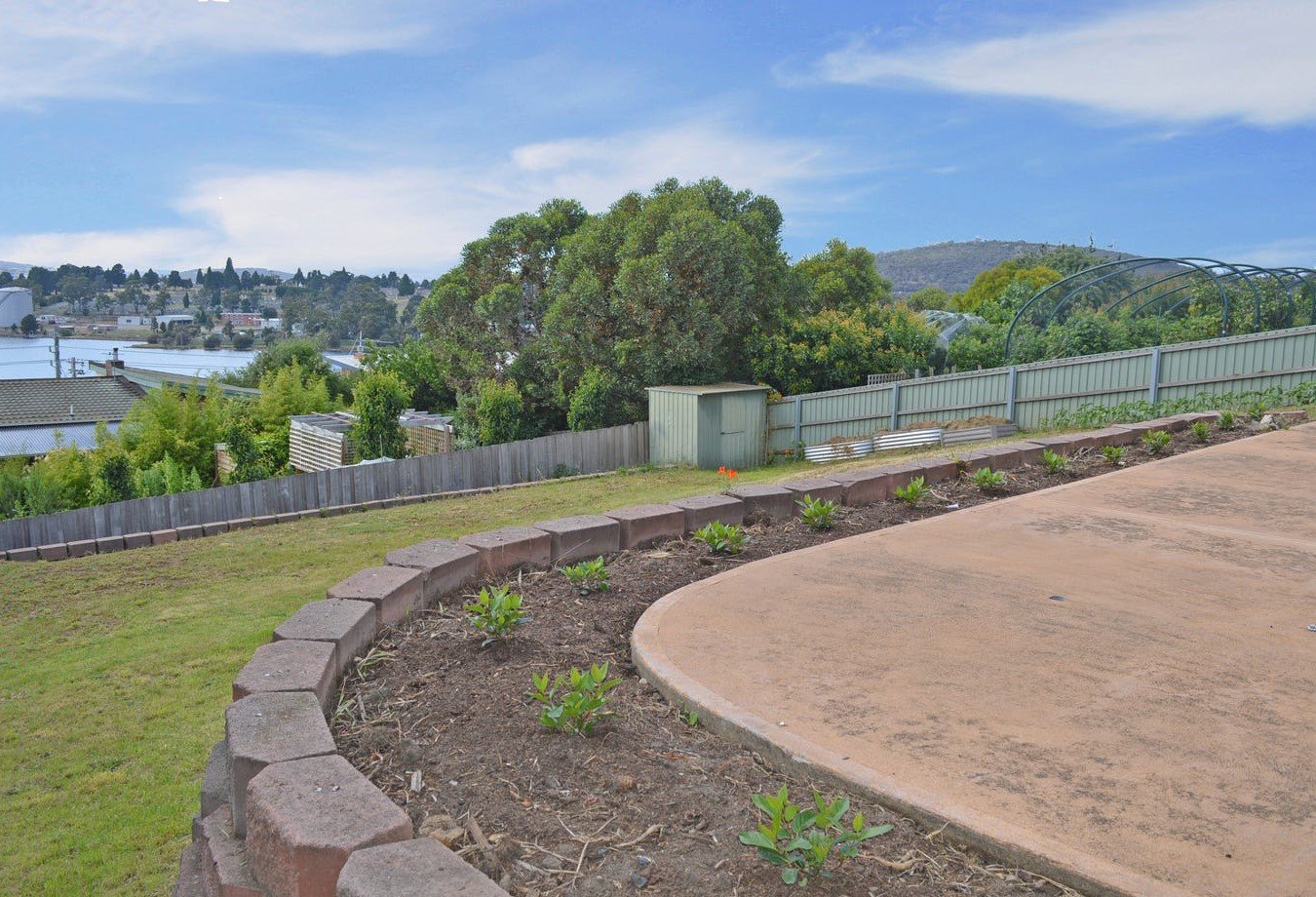 29 Chestnut Avenue LUTANA 13