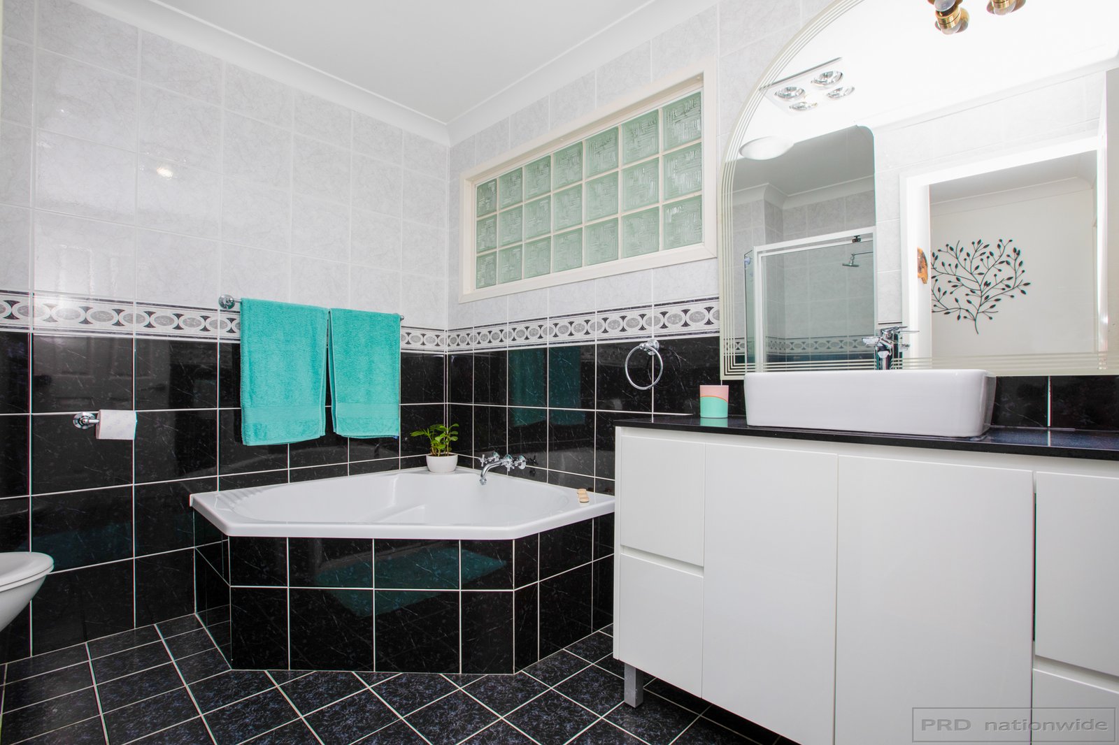 29 Chichester Avenue TARRO 19