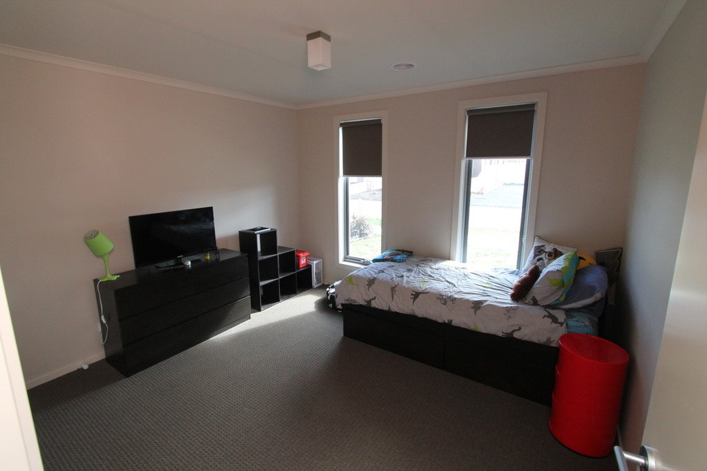 29 Chifley Drive DELACOMBE 4