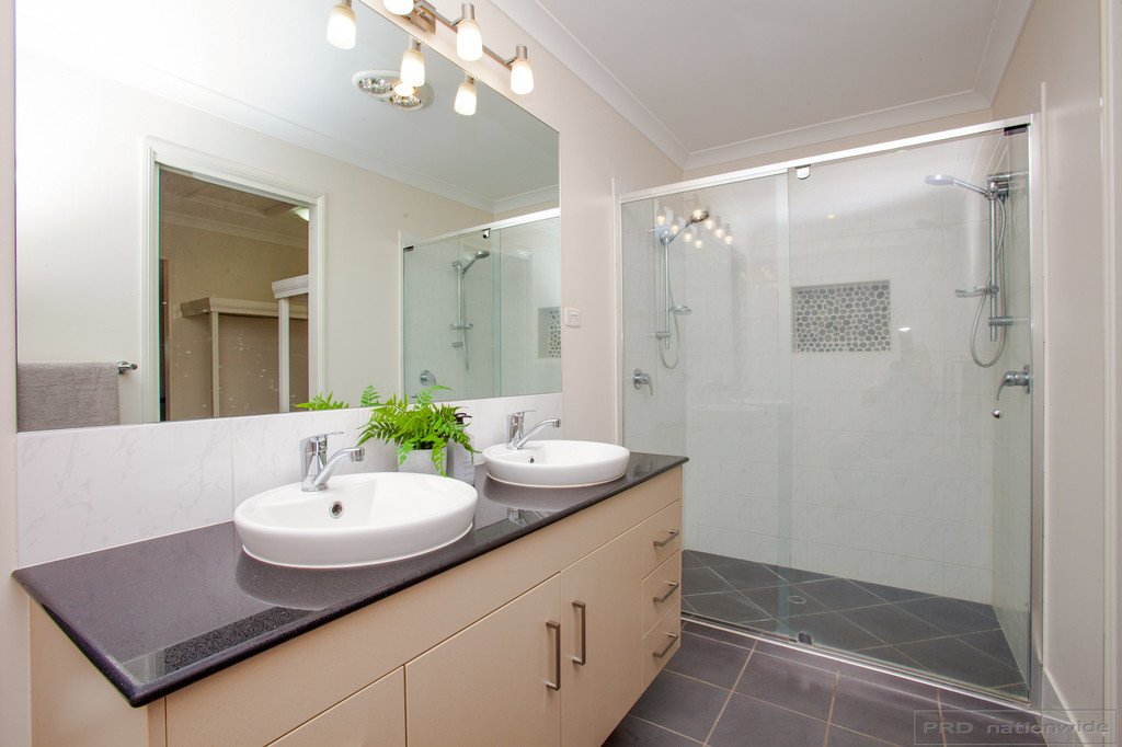 29 Church st  BRANXTON 12