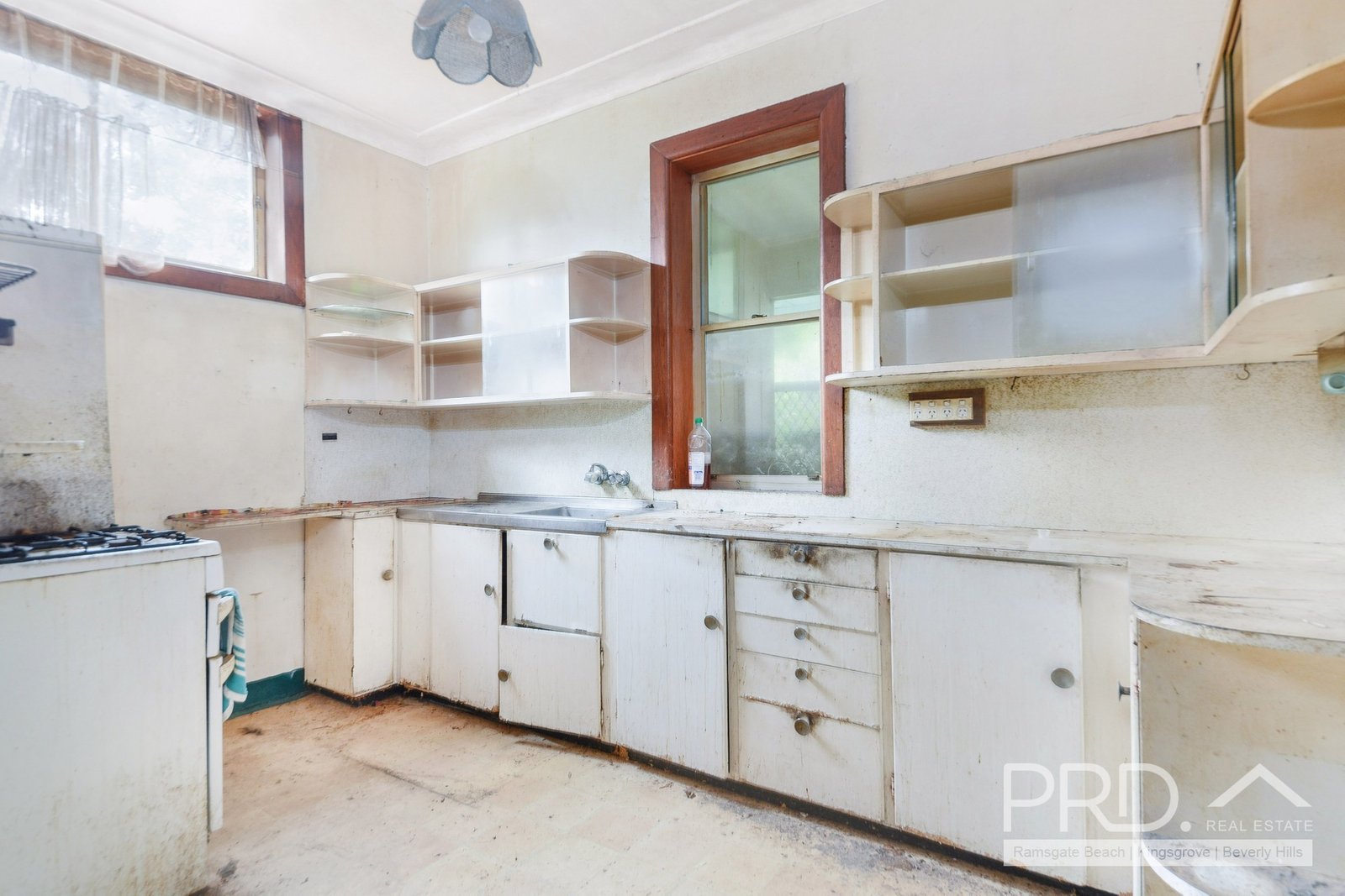 29 Clarkes Road RAMSGATE 3