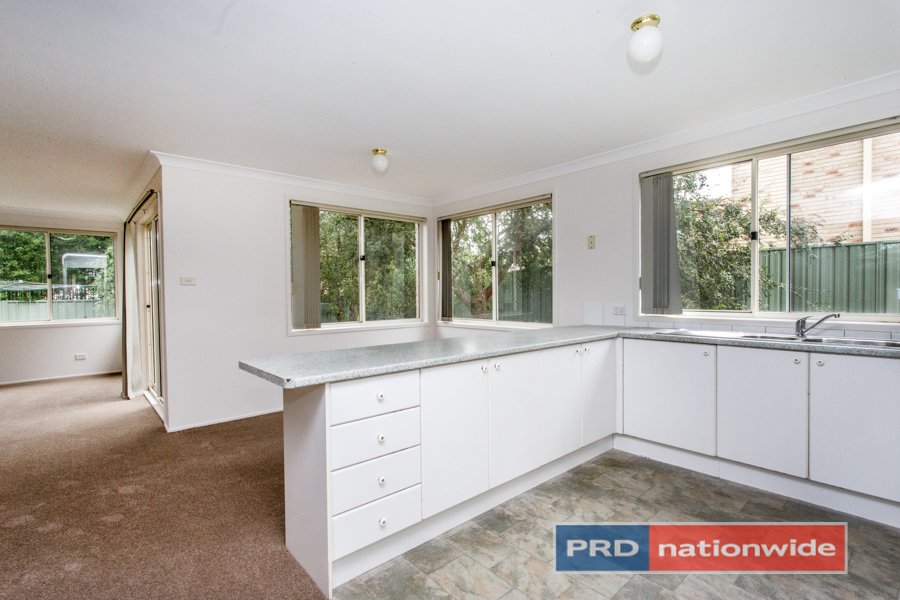 29 Coolabah Crescent GLENMORE PARK 6