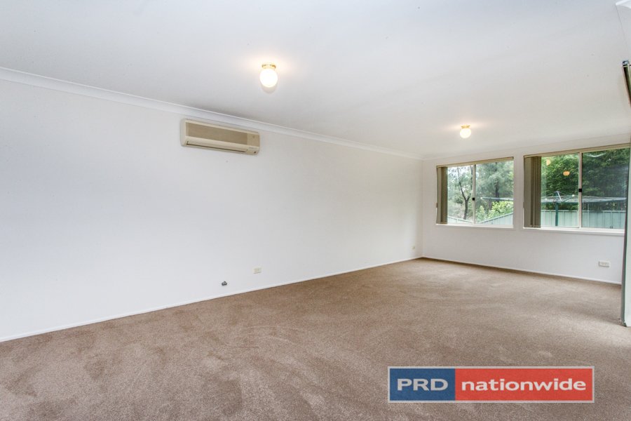 29 Coolabah Crescent GLENMORE PARK 9