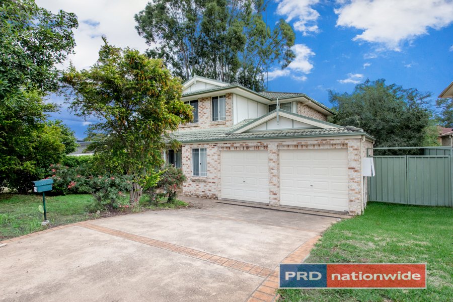 29 Coolabah Crescent GLENMORE PARK 2